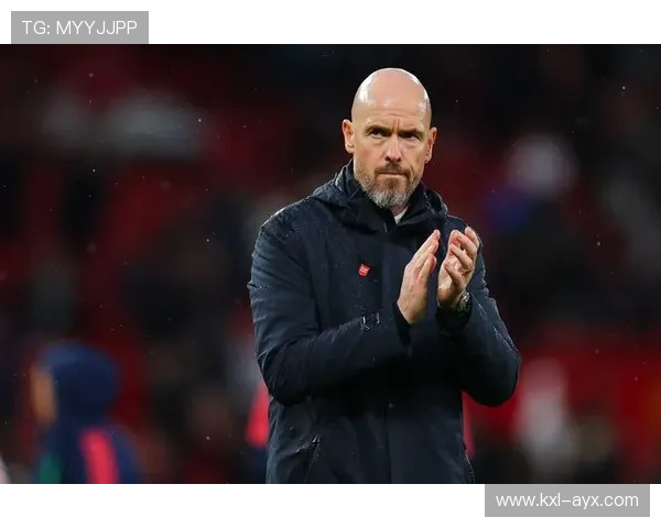 曼联202526赛季困境与希望:财务警报与赛场复兴双重奏 曼联202526赛季困境与希望:财务警报与赛场复兴双重奏