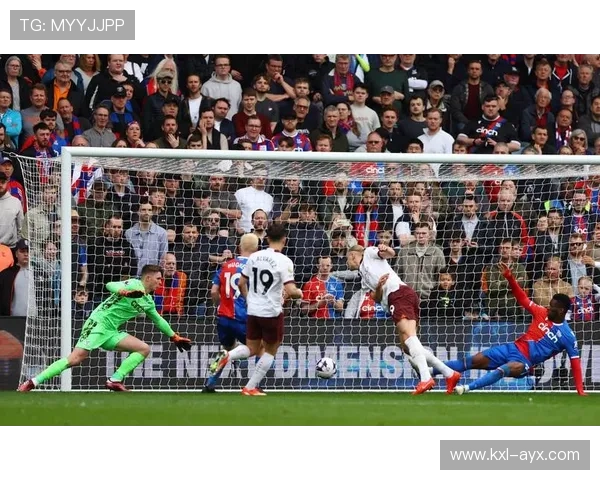 曼联定位球效率回暖,攻防两端显现新变化 曼联定位球效率回暖,攻防两端显现新变化