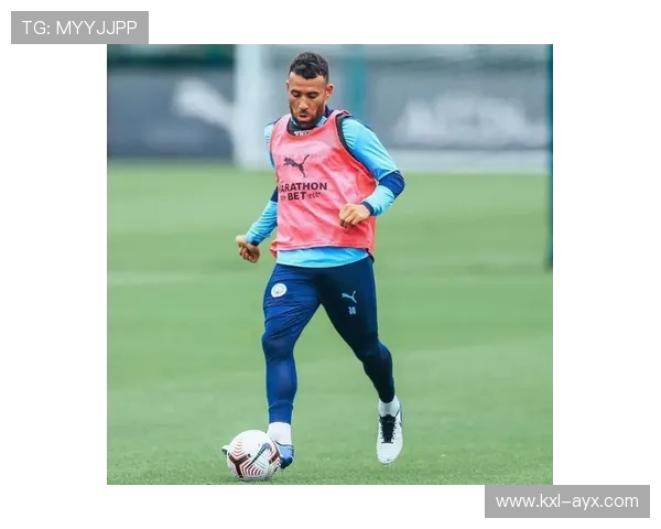 奥塔门迪防守阅读出众关键预判助球队稳固后防线表现抢眼