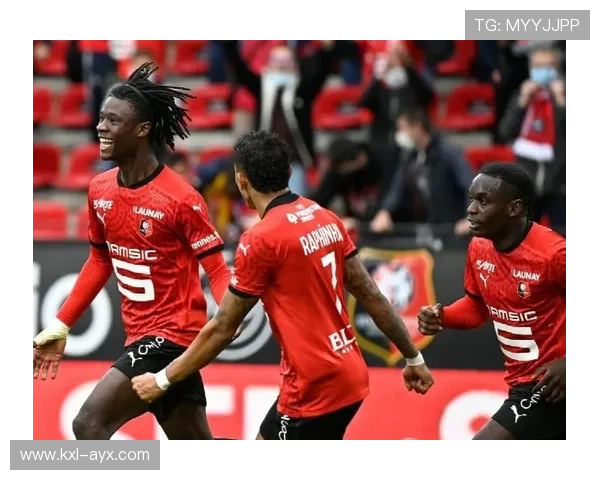 节奏主导全场雷恩加快攻防转换展现比赛控制力与对手周旋取胜